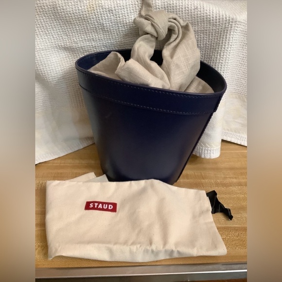 STAUD BRITT LEATHER AND CANVAS BUCKET WOMEN BAG IN NAVY MULTI NWT - Picture 11 of 12